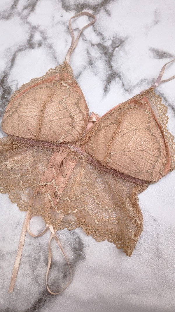 Producto - TOP SOFT trazos plateados  espalda cruzada