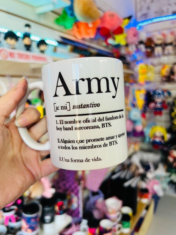 Producto - Taza de cerámica BTS