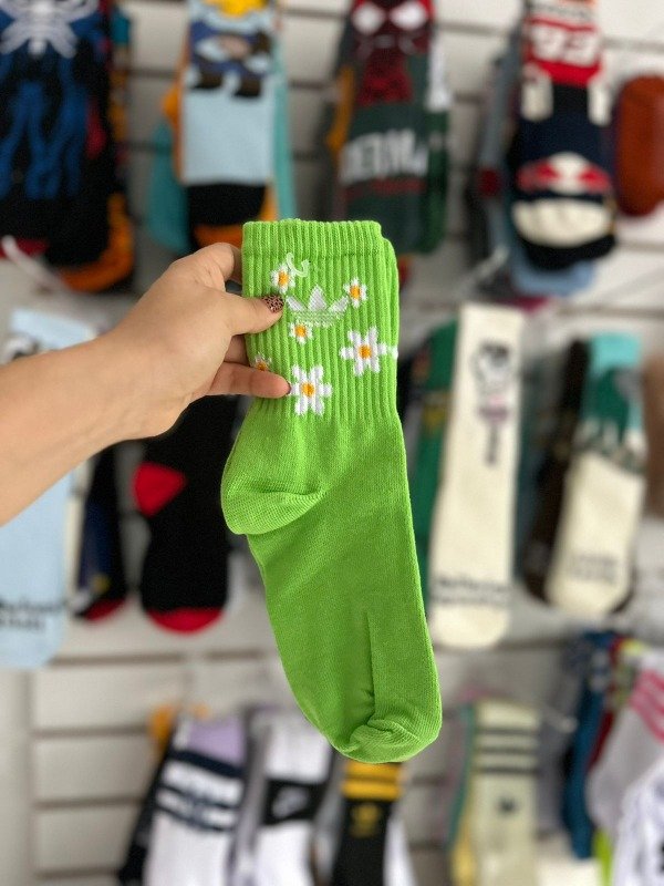 Producto - Adidas verde flores