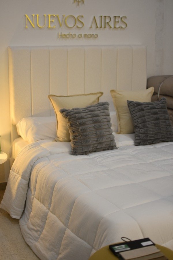 Producto - Acolchado reversible Blanco