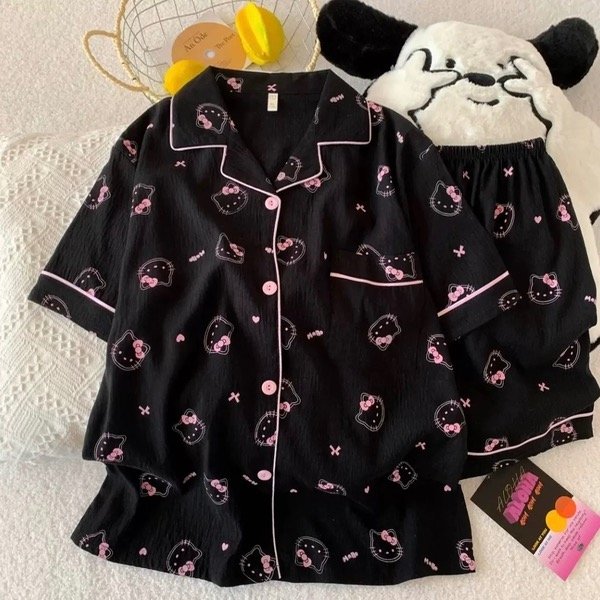 Producto - Pijama Hello Kitty Black