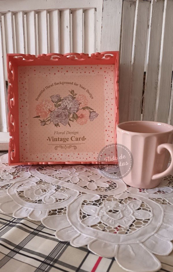 Producto - BANDEJA CON TAZA VINTAGE CARD