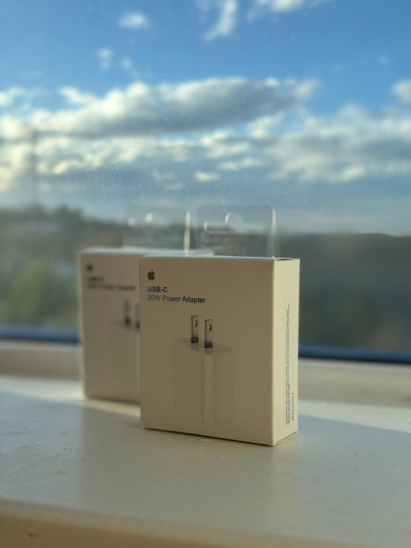 Producto - Cargador USB-C 20w