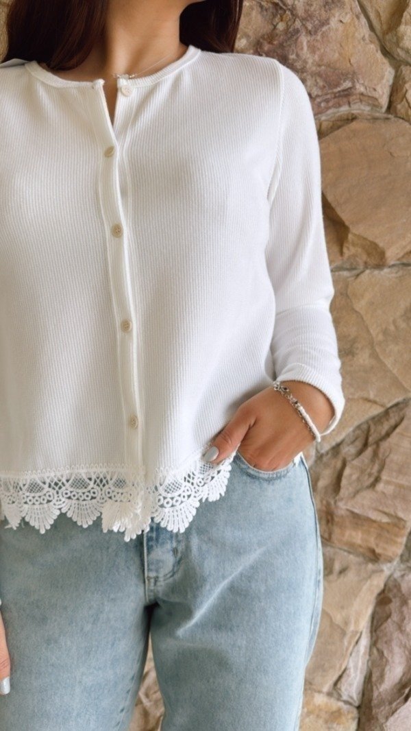 Producto - CARDIGAN CON PUNTILLA