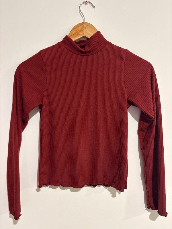Producto - Polera rulote bordo