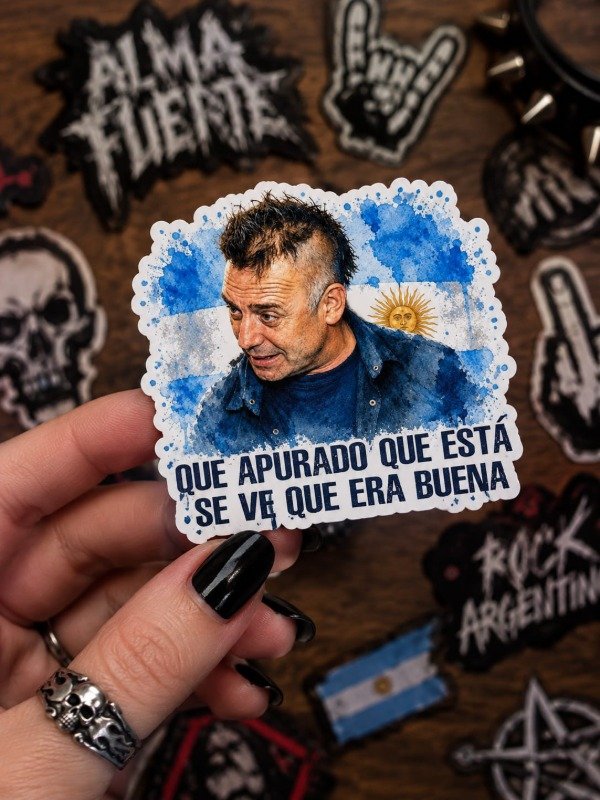 Producto - Sticker Ricardo Iorio // Que apurado que esta se ve que era buena