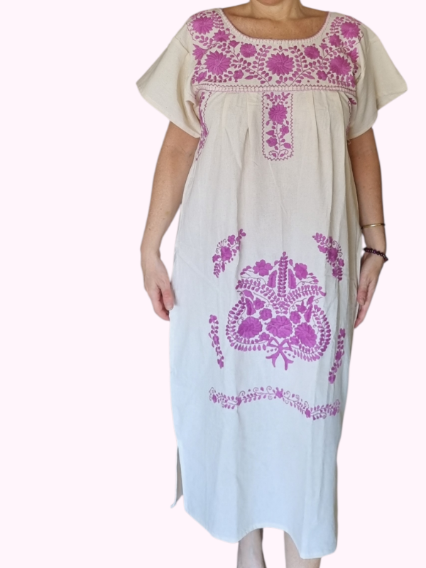 Producto - Vestido Puebla Natural con bordado lila M