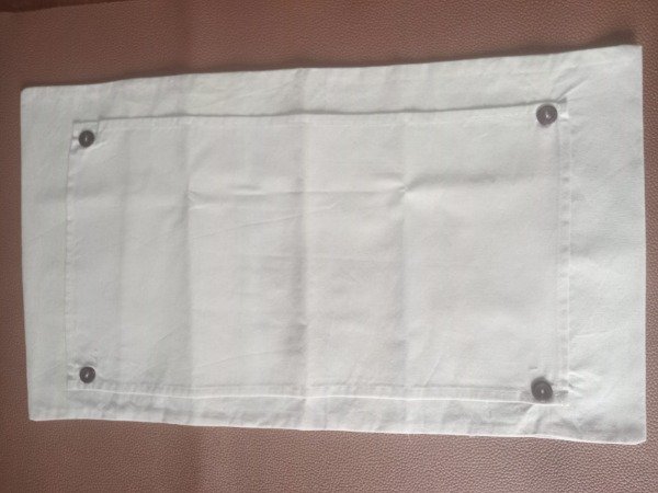 Producto - Funda almohadón rectangular de lienzo con parche