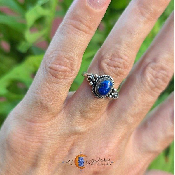 Producto - Anillo Hindú "Vanha" - Lapislázuli (Piedra 7 x 9 mm) / Talle: 19 mm