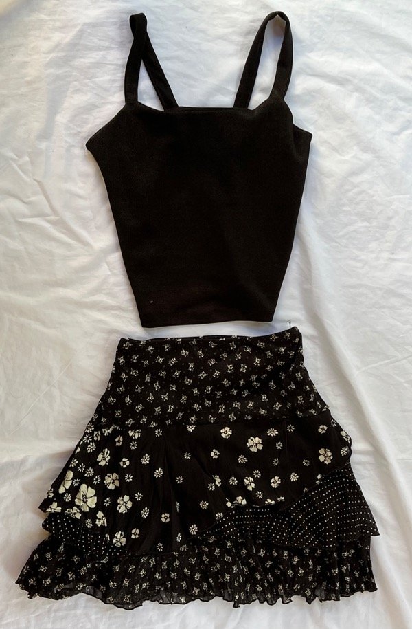 Faldita con flores vint talle 40/42