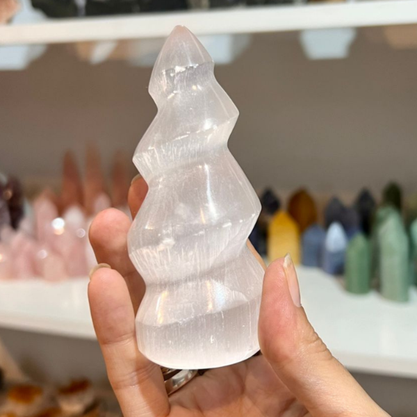 Producto - Torre espiral Selenita - 10cm