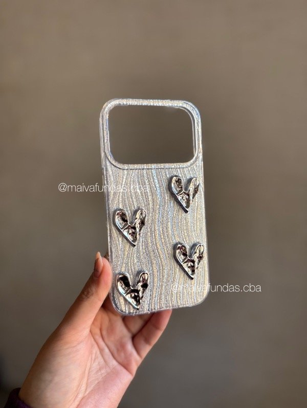 Producto - Case heart plateada iPhone - 1
