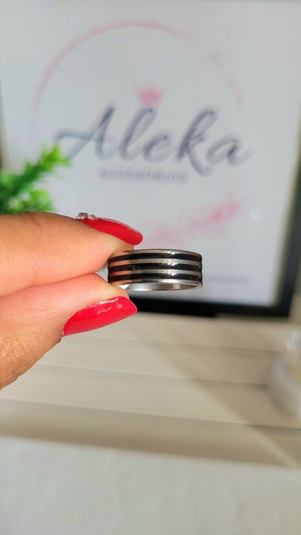 Producto - Anillo tres líneas (talle19)de acero quirúrgico - 1
