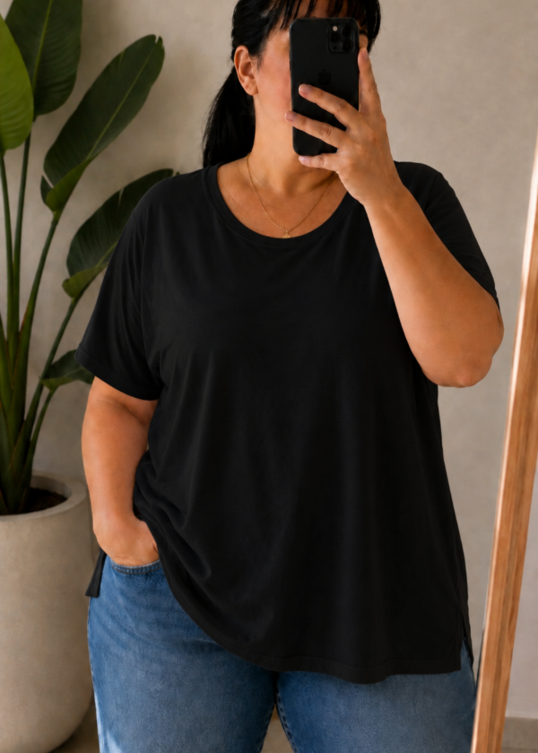 Producto - Remeron Oversize Tajo Negro Liso