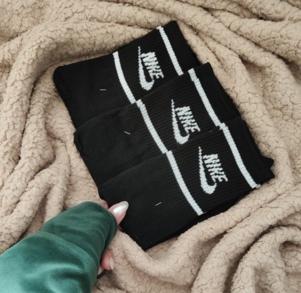 Producto - TENIS RETRO NIKE NEGRA