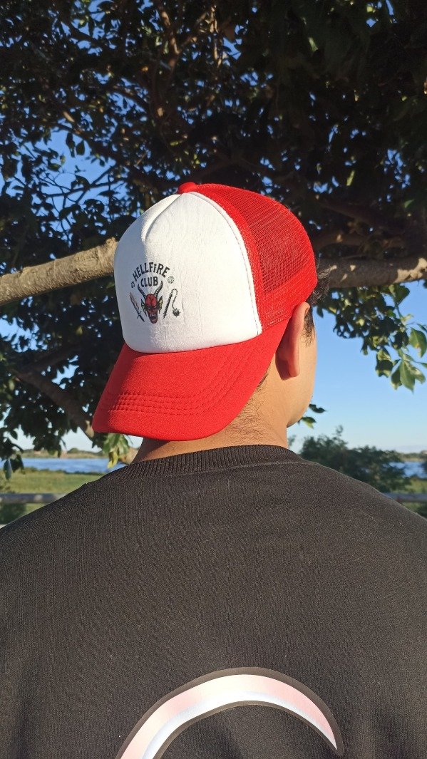 Producto - Gorra Trucker Personalizable pack por 10 unidades