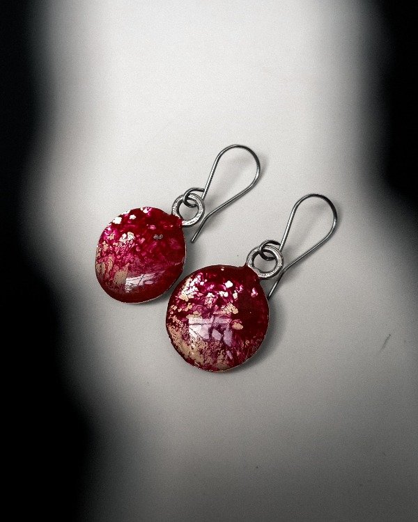 Producto - Aros Orb (plateado y rojo)
