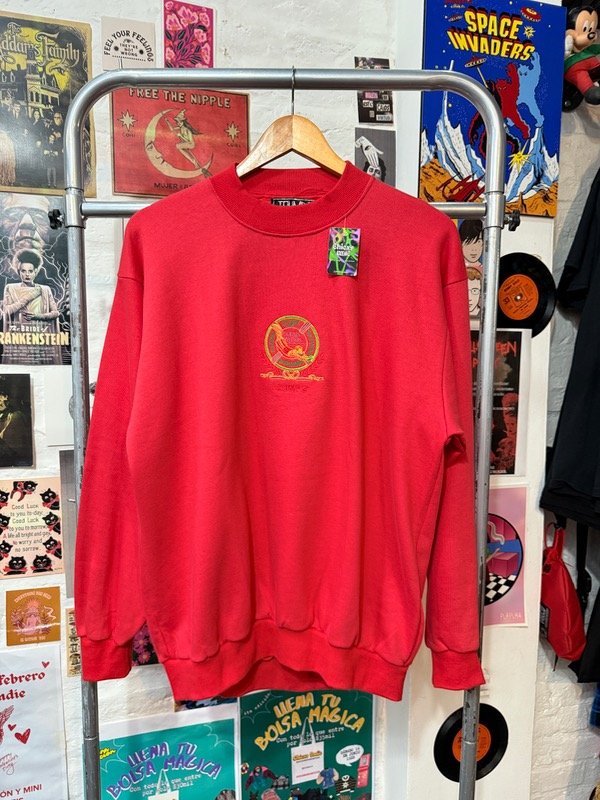 Producto - BUZO TRUMPS ROJO