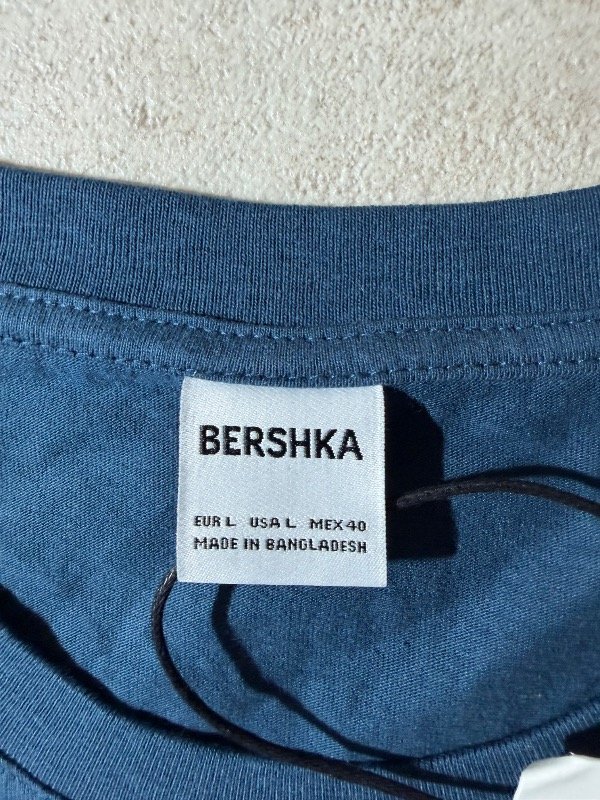Producto - Remera Regular Bershka T.L (Nueva con etiquetas) - 2