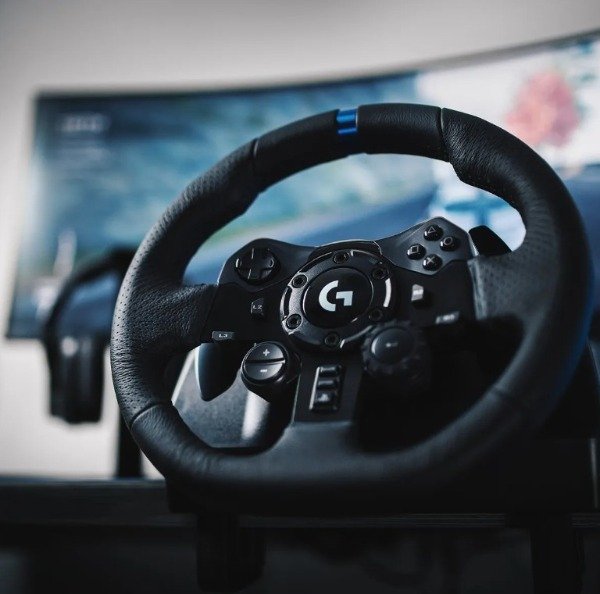 Producto - Volante Y Pedalera Logitech G923 Racing Trueforce Ps4 Ps5 Pc