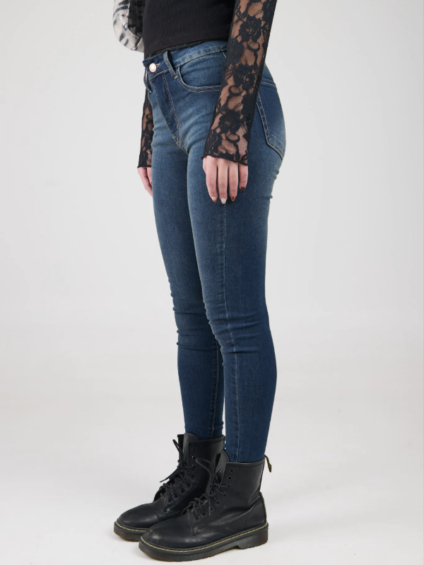 Producto - SKINNY BLUE