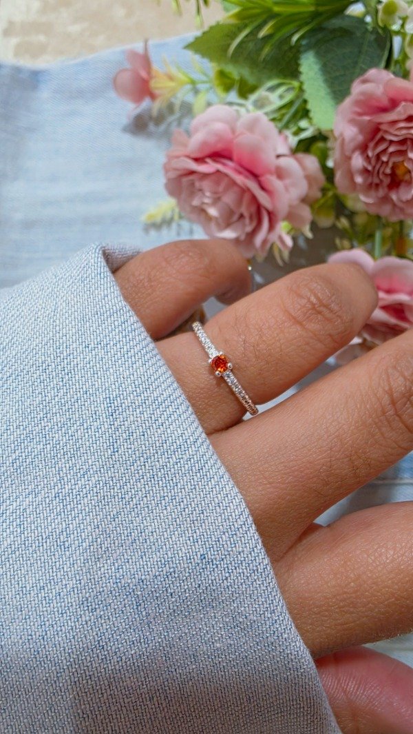 Producto - Anillo cintillo cubic rojo AB