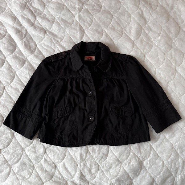 Producto - Boundaries black coat