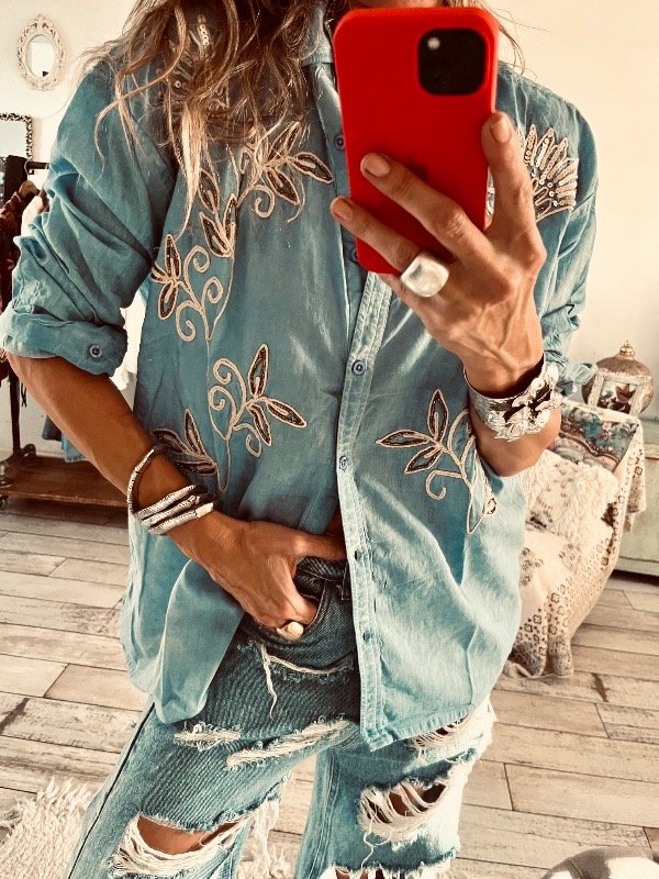 Producto - Camisa Teresa celeste - 4