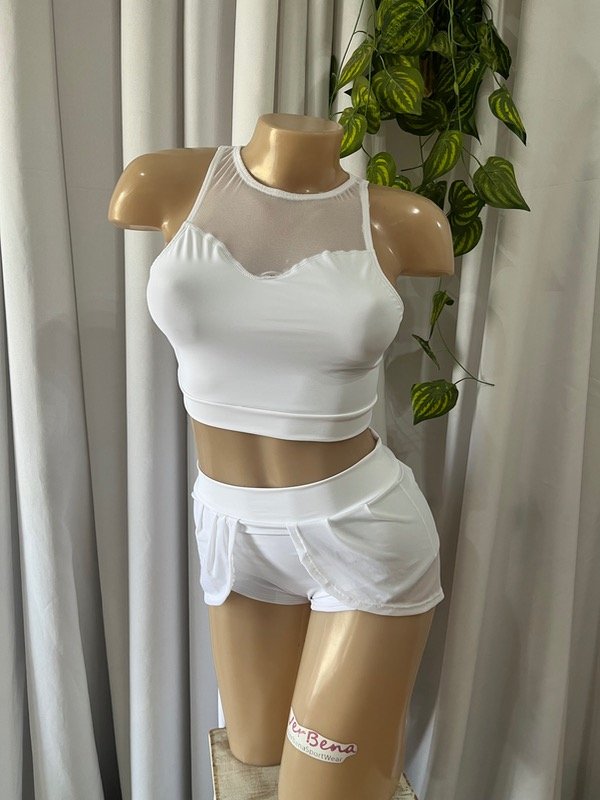 Producto - Traje a pedido blanco con microtul