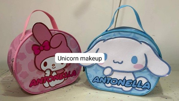 Producto - Mochila sanrio (VIENE CON EL NOMBRE DE CADA PERSONAJE) DEMORA 20 DIAS