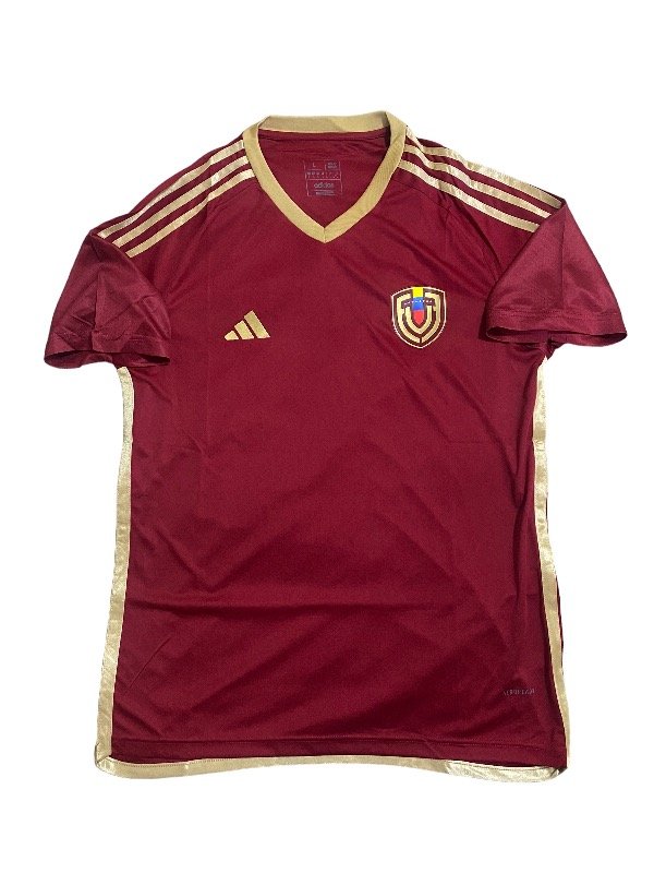 Producto - Venezuela titular 24/25