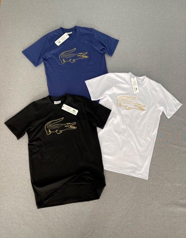 Producto - Remera black 136 bordadas