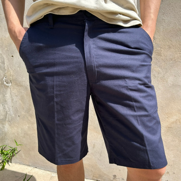 Producto - Bermuda Gabardina Elastizada Modelo Chino - Azul