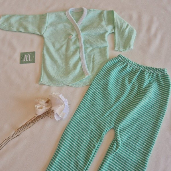 Producto - Conjunto batita y ranita verde