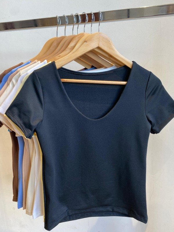 Producto - Remera V MIRELLA