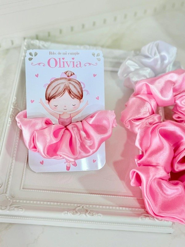 Producto - SCRUNCHIE CON TARJETA