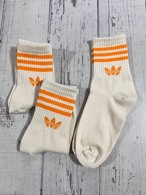 Producto - Adidas Beige