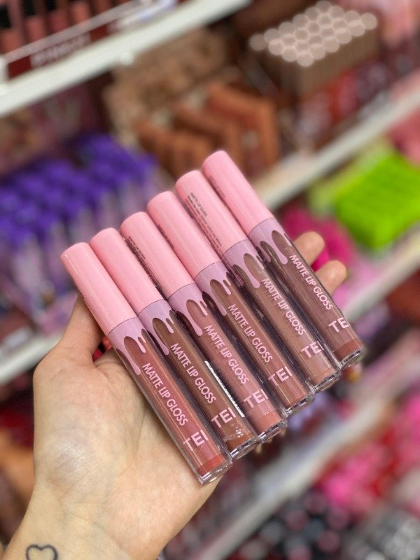 Producto - Labial Matte Kylie P Tei