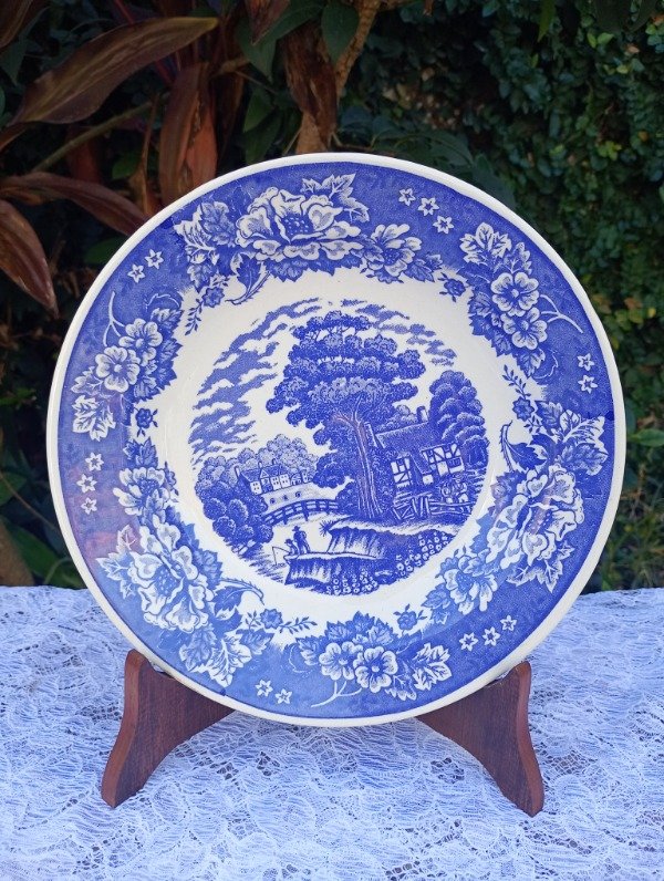 Producto - Plato hondo de loza nacional Festival Kent