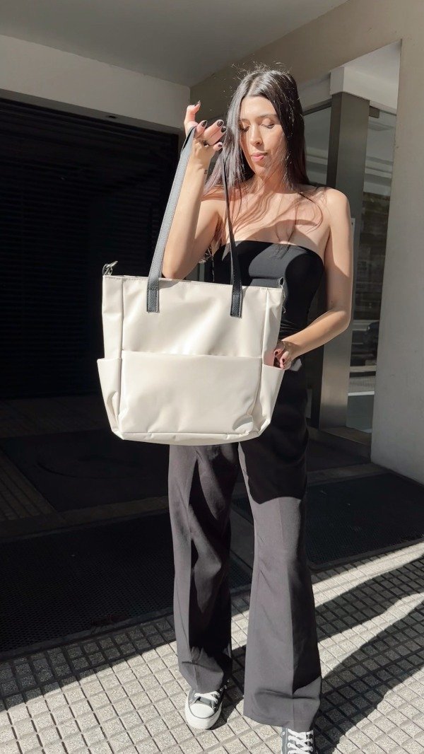 Producto - Tote Impermeable Visón