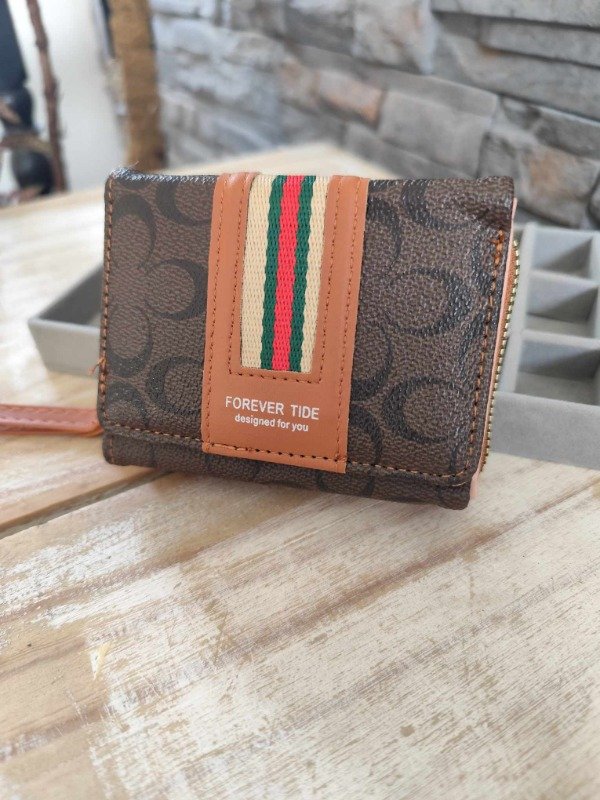 Producto - Billetera mujer marrón y roja chica