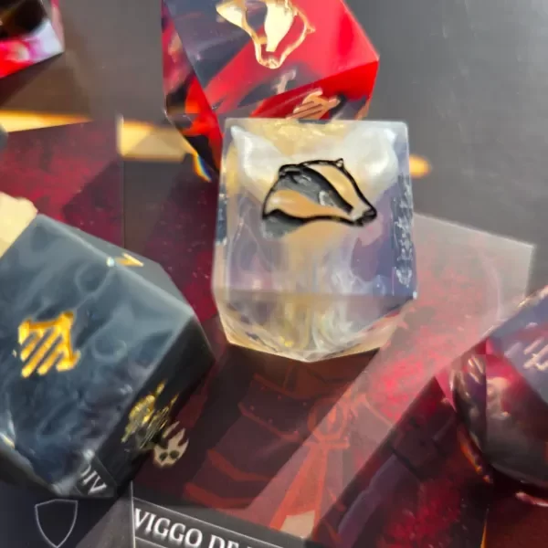 Producto - Kingdom TCG tm x Dados del Tejón