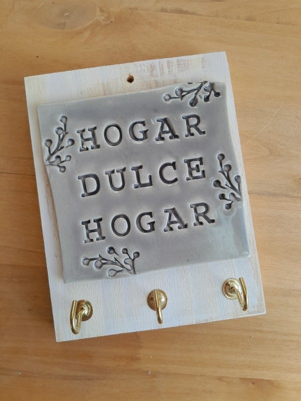 Producto - Llavero HOGAR DULCE HOGAR (gris)
