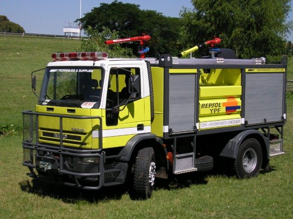 Producto - Autobomba  Modelo WFP 3000 500 500 CAFS  montada sobre Iveco 170E22