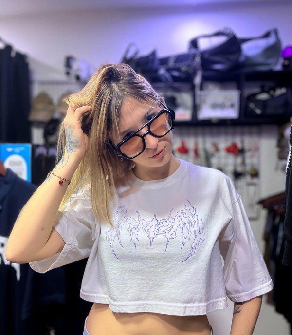 Producto - CROP TOP IRREAL WEARING