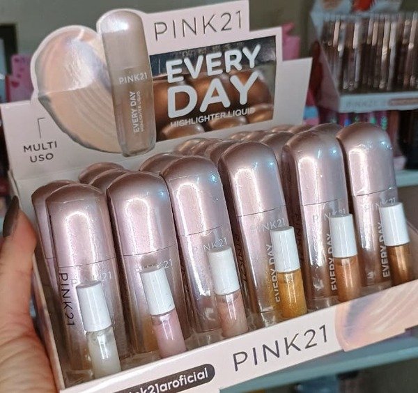 Producto - ILUMINADOR LIQUIDO MULTIFUNCIÓN PINK 21 - 0