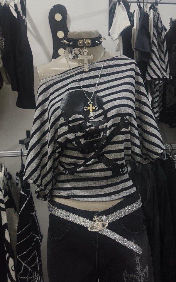 Producto - Remera ombro caído