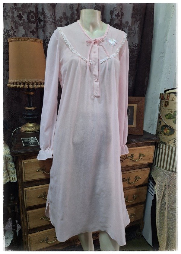 Producto - Camisón Plush rosa bebé