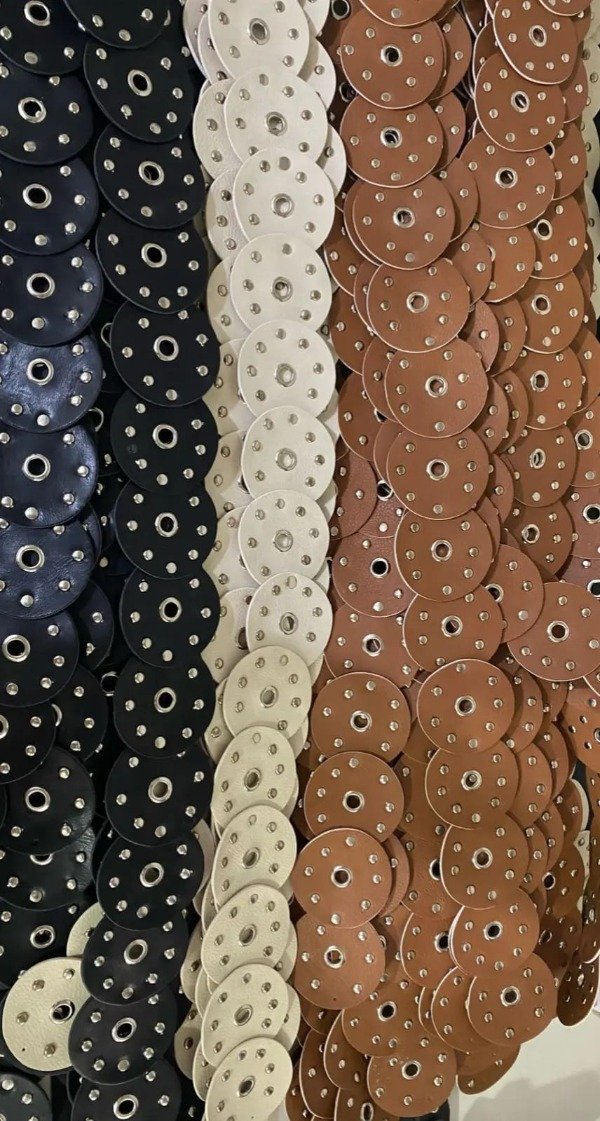 Producto - Cinto Faja Disponible en color Negro Suela y Blanco