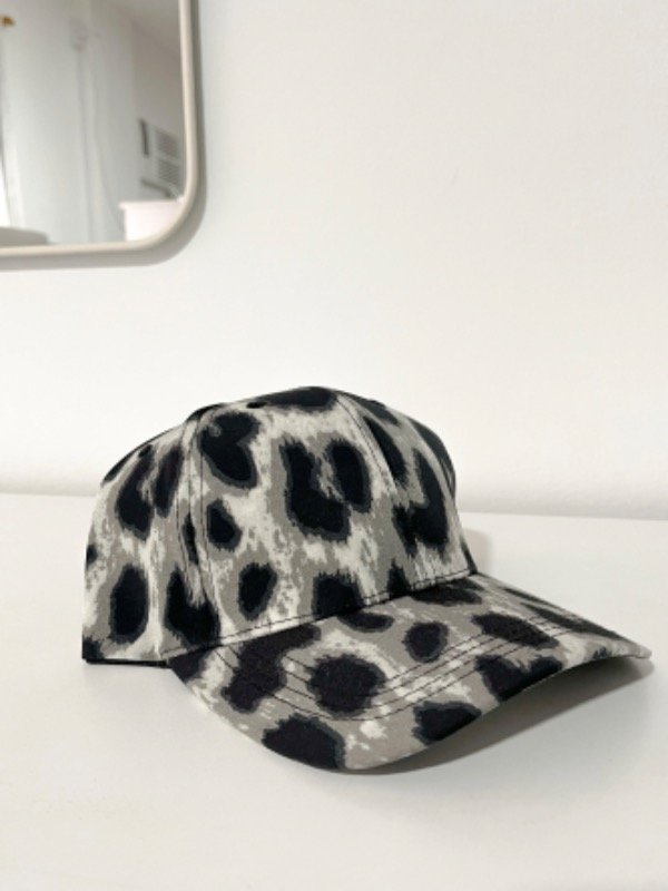 Producto - GORRA PRINT GRIS